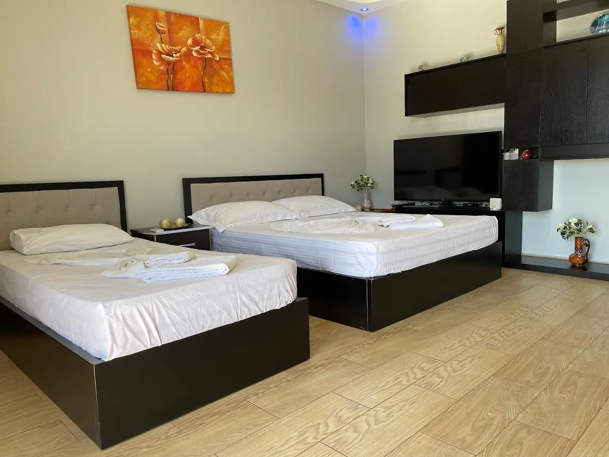 Villa Xhevdet Sarande 0*,