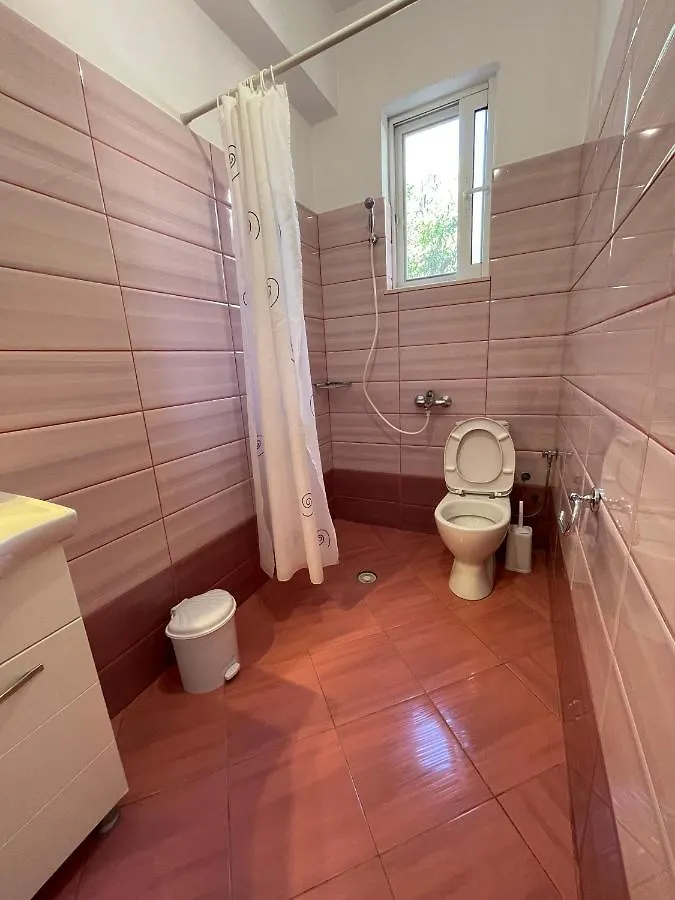 Villa Xhevdet Sarande Apartment